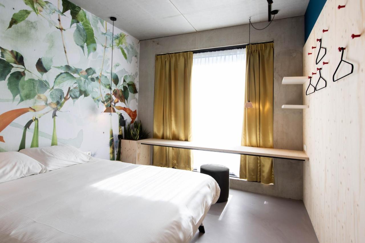 Hotel Moloko -Just A Room- Sleep&Shower-Digital Key By Sms Enschede Exterior foto